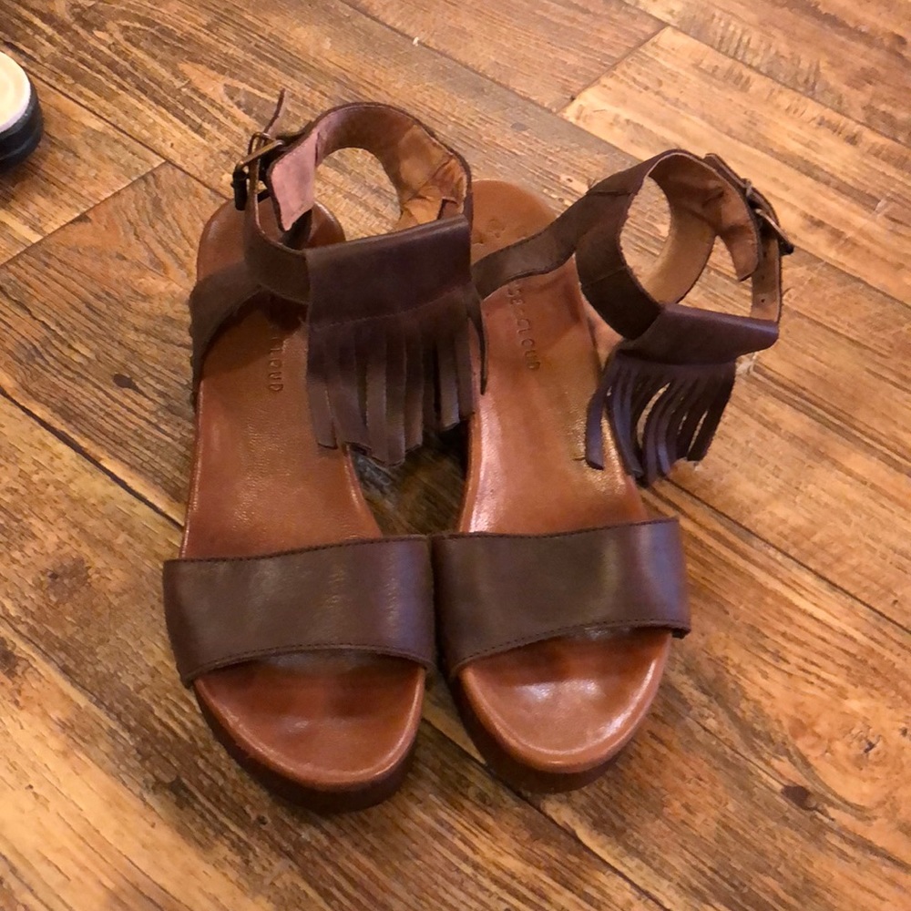 Leather sandals